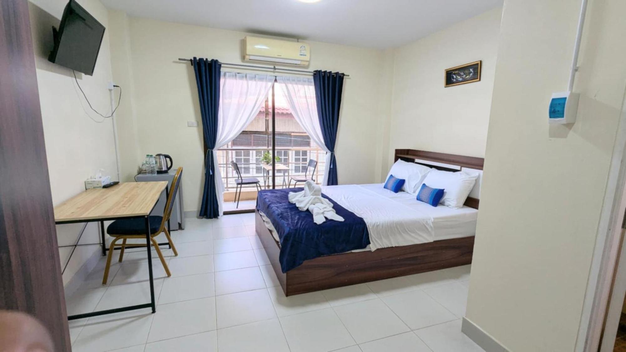 Shady Palms Guest House Cha Am Beach Cha-am Exterior foto